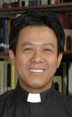 Father Quy Dang SVD Dang,_Quy_Ngoc_09