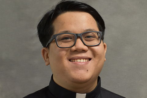 Home_page_news_First_Vows_Hoang_July_29_2023